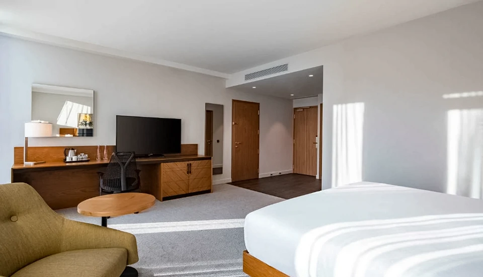 هتل هیلتون کاردن این تفلیس